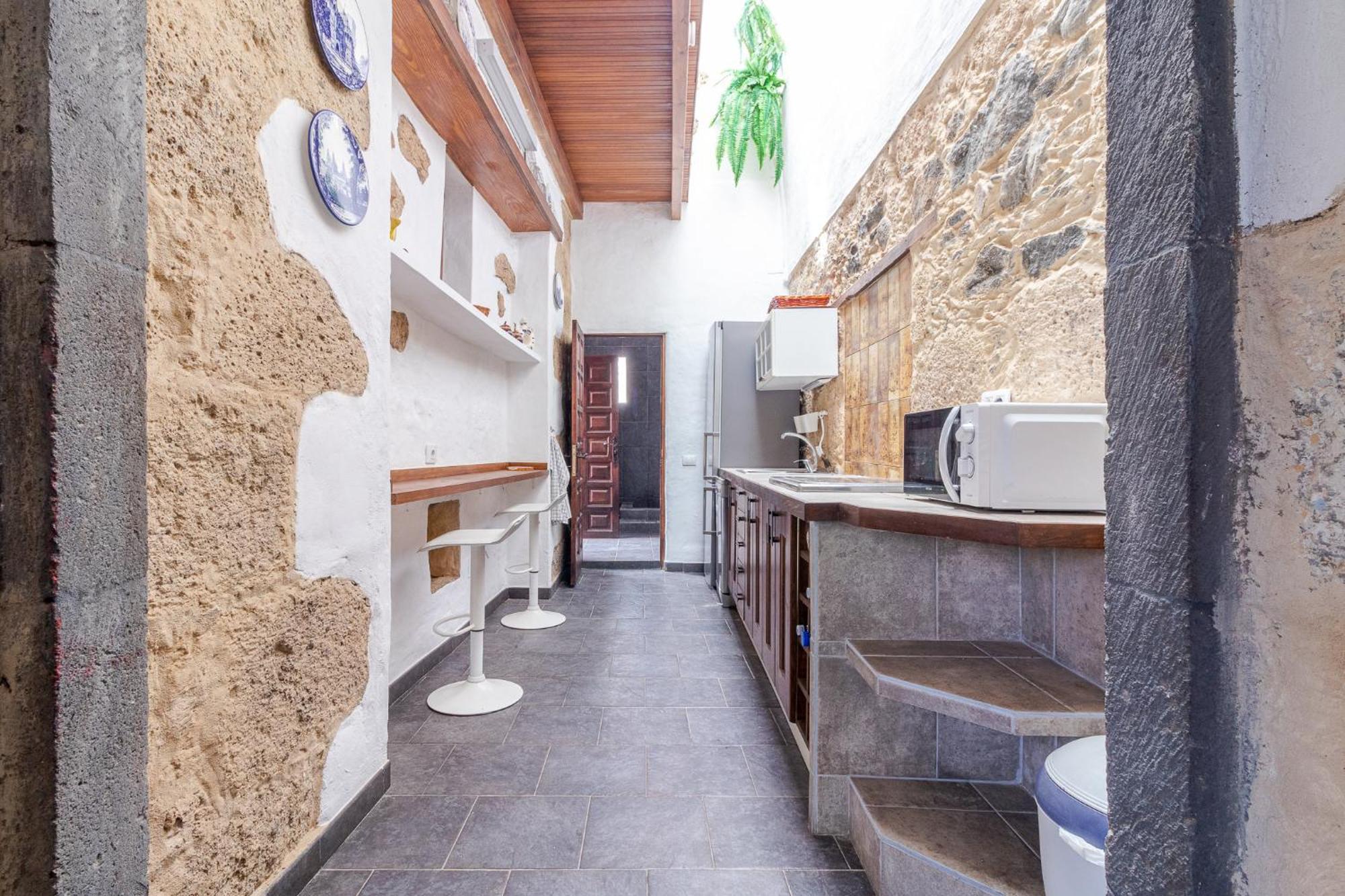 Flatguest Amiga Mia - Traditional House